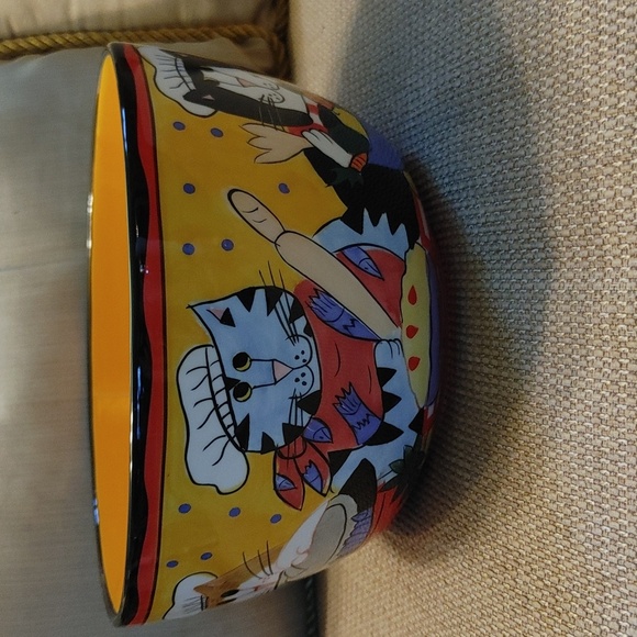 🐱 Vintage Catzilla Bowl - Picture 2 of 11
